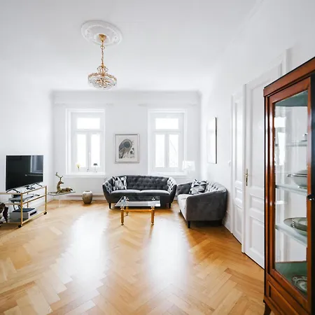 Apartmán Golf Elisabeth *